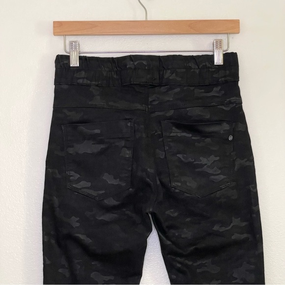 Bevy Flog Shely Pant Black Camo 24 - Picture 8 of 14
